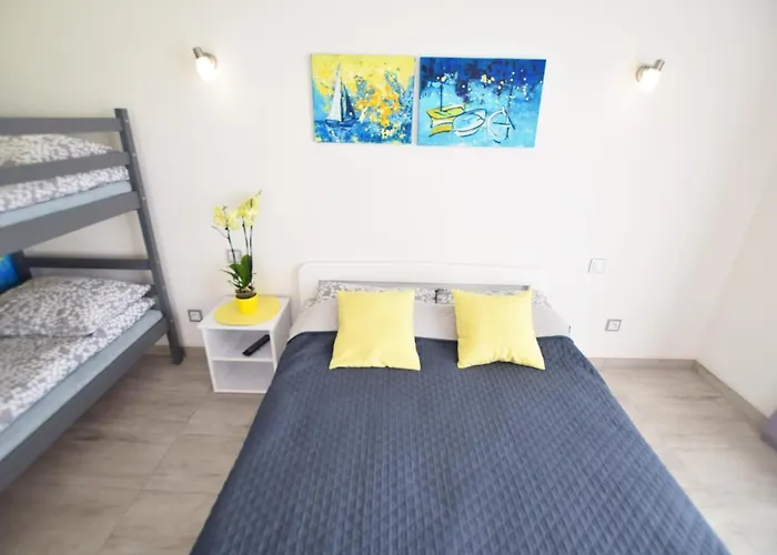 منزل للإقامة Laba *